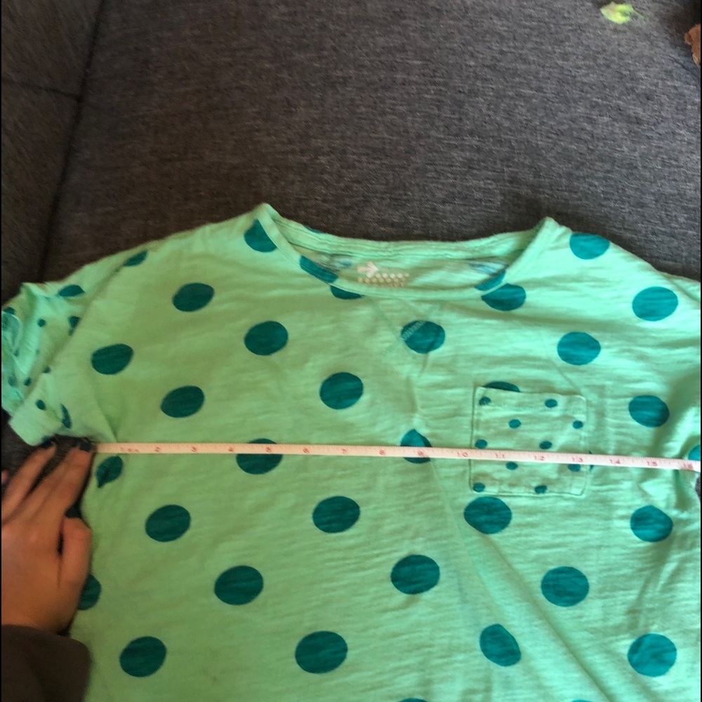 Super adorable Old Navy emerald polka dot shirt! - Picture 7 of 7
